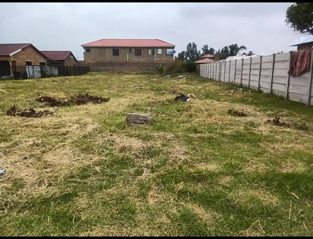 1,083M² VACANT LAND FOR SALE IN RIVERSDALE